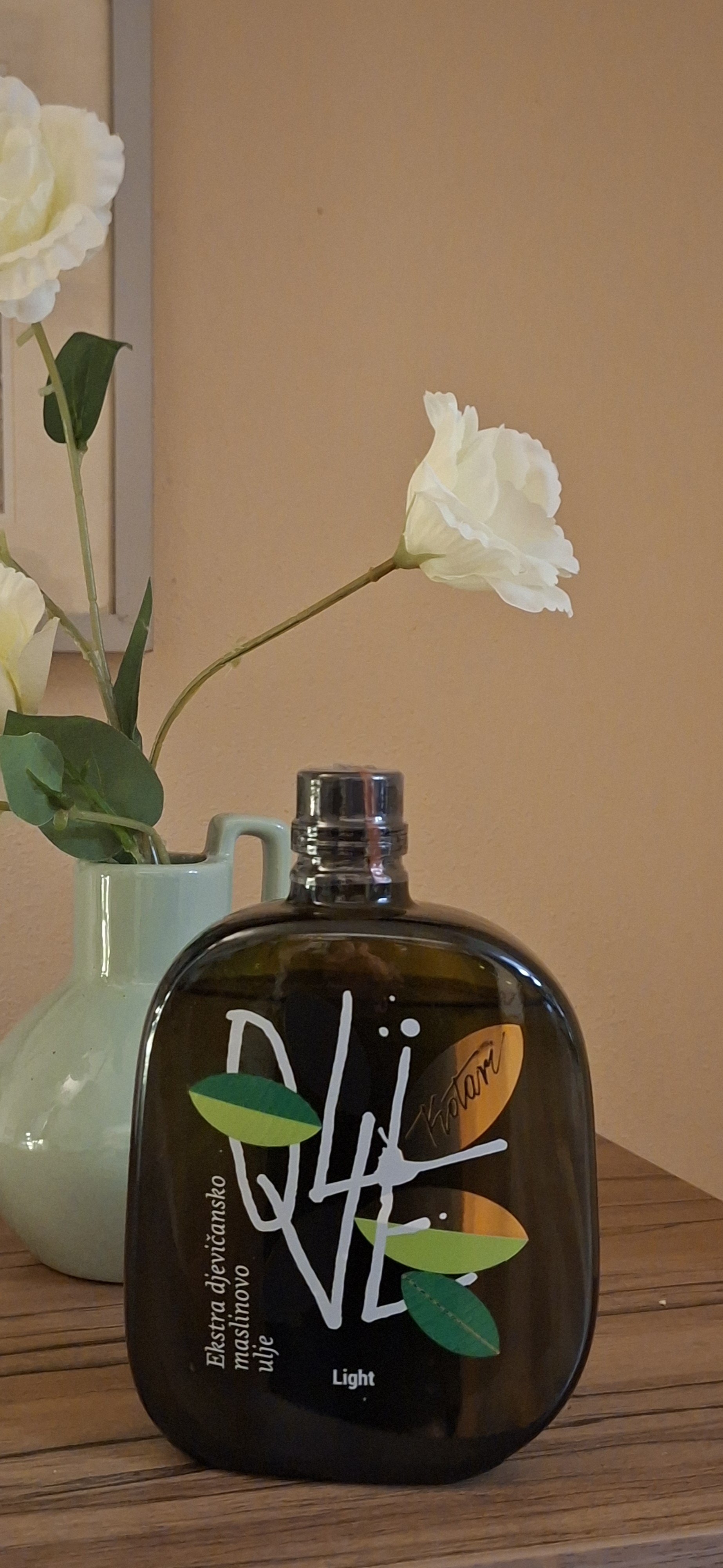 OLIVE Light - Kotari