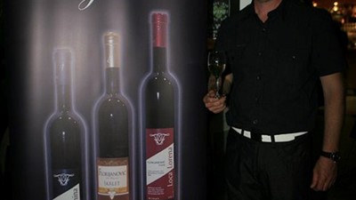 225290_162275997167237_453279_n – kopija.jpg