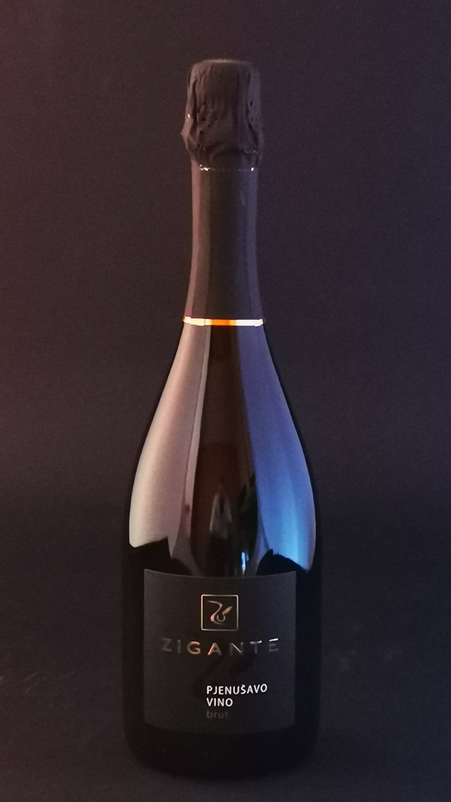 PJENUŠAVO VINO BRUT- Zigante